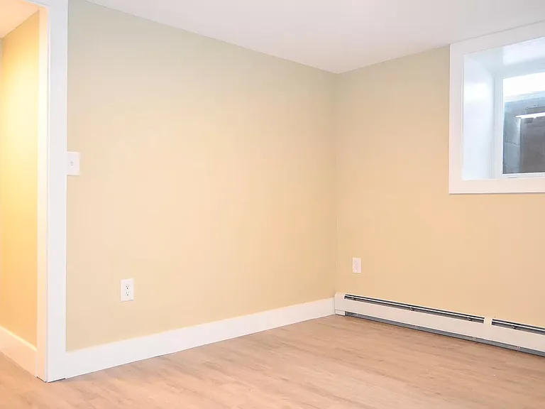 15 Cumberland Ave #5 — Photo 10