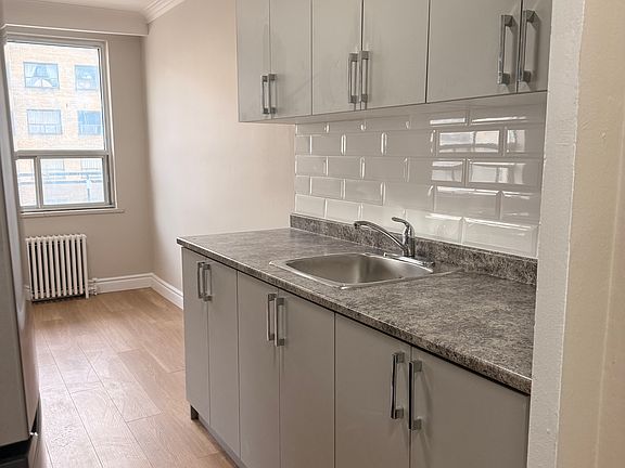 3rd image of 709 Kennedy Rd #1339139