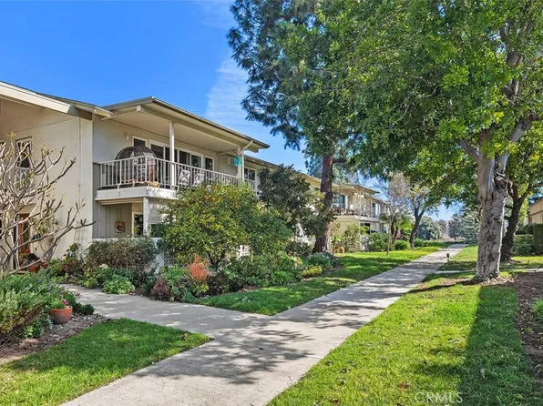 15 Via Castilla Unit Q, Laguna Woods, CA 92637