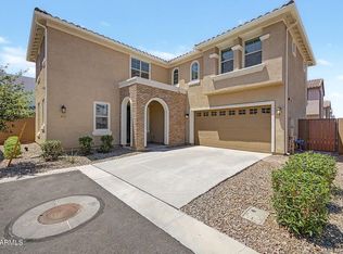 670 S Owl Dr, Gilbert, AZ 85296