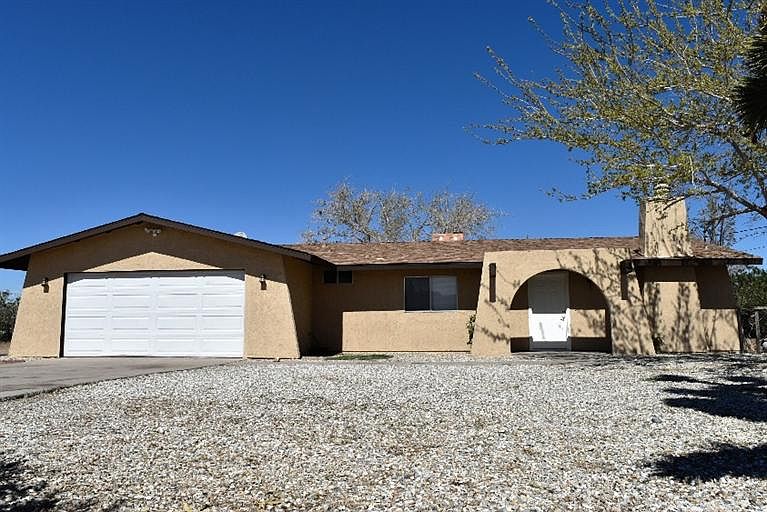 1st image of 15360 Mojave Ave