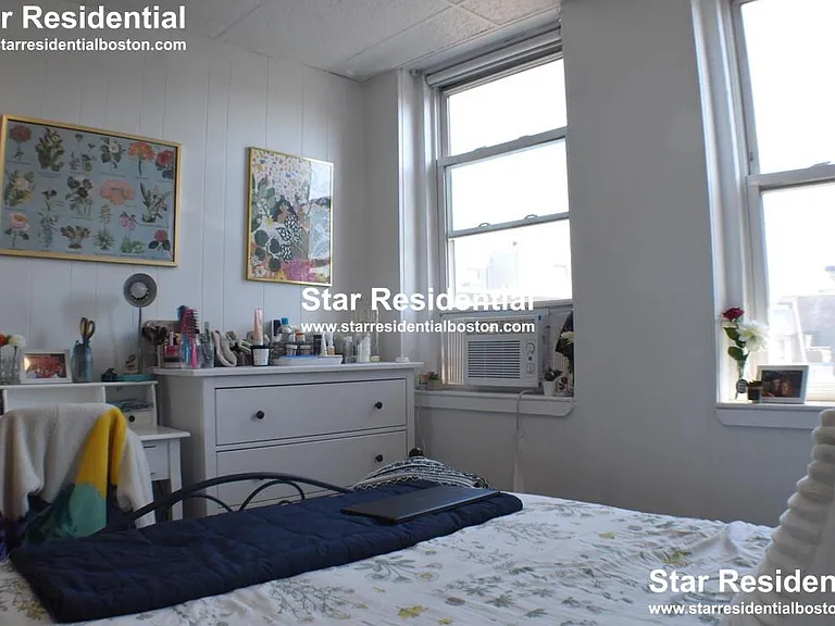 158 Salem St #7 — Photo 15