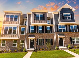 107 Breckenridge Ct, Cranberry Township, PA 16066