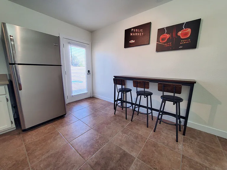 W Columbine Dr — Photo 10
