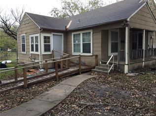 3910 Wellington St, Greenville, TX 75401