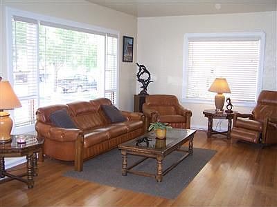 2nd image of 1029 South St