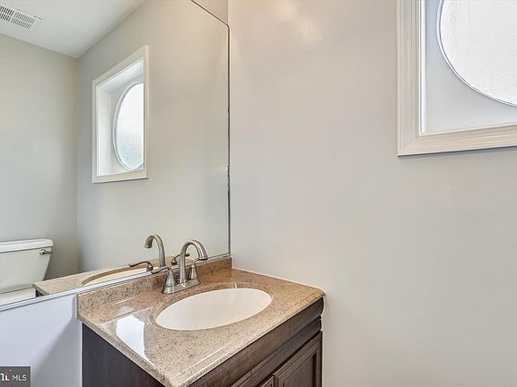 5th image of 5266 Glen Meadow Dr