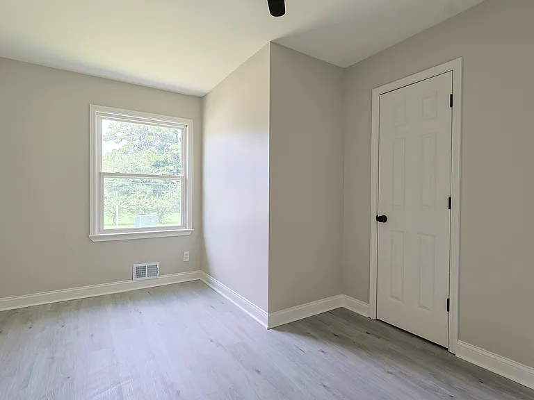 1295 Morrow Rd — Photo 26