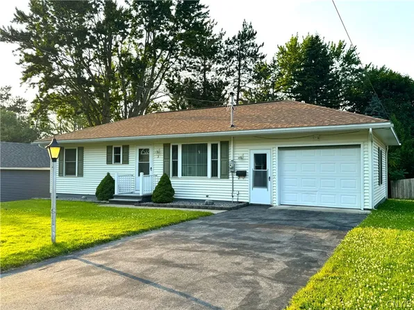 3 High St, Whitesboro, NY 13492