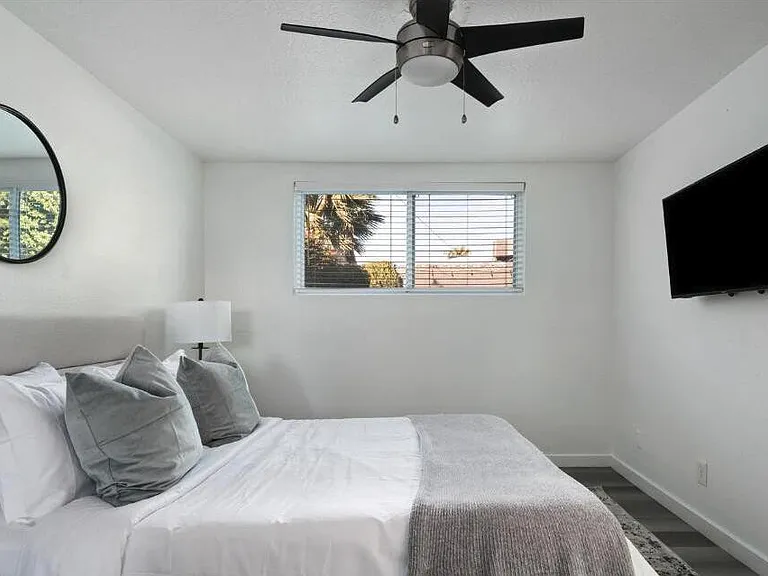 8620 E San Miguel Ave — Photo 28