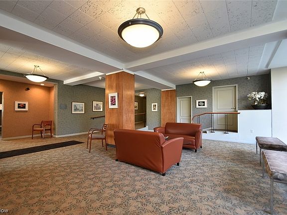 3rd image of 13900 Shaker Blvd APT 216