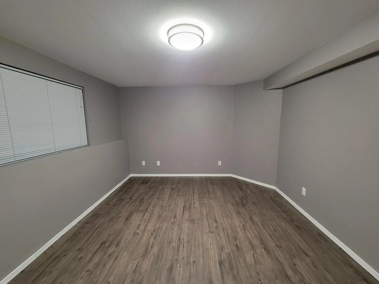 3 bed, 1200 sqft, $2,500 — Photo 4