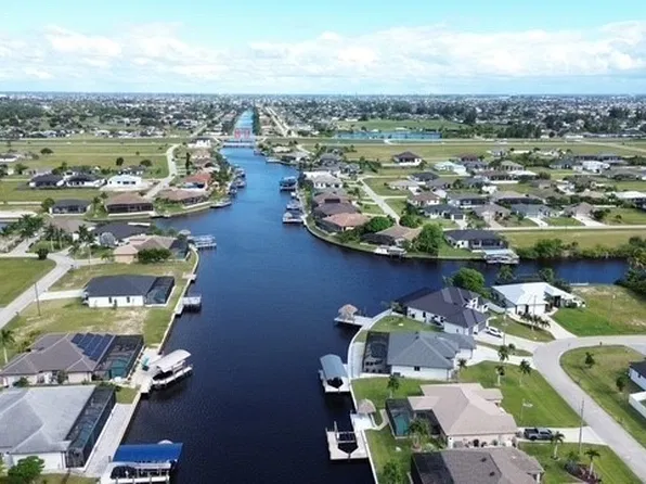 3523 NW 14th St, Cape Coral, FL 33993