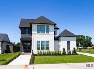 38287 Oakland Dr, Prairieville, LA 70769