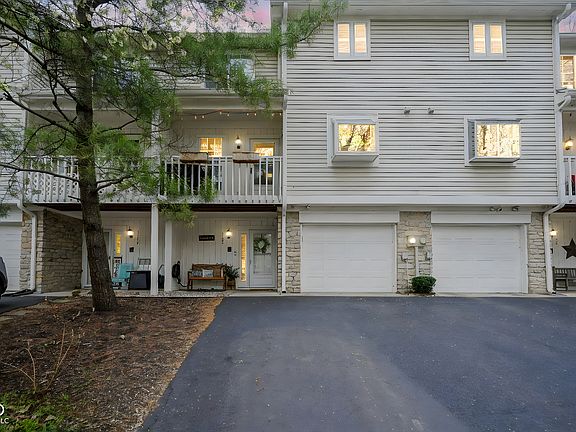 3rd image of 1127 Island Woods Dr #56