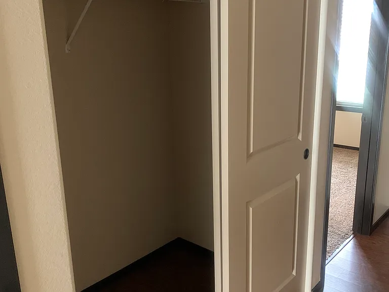 6010 Latah Ln — Photo 17
