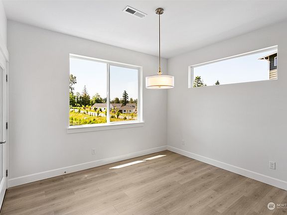 5th image of 6305 229th Ave E #239