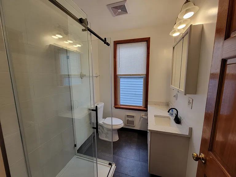 730 Washington St — Photo 11