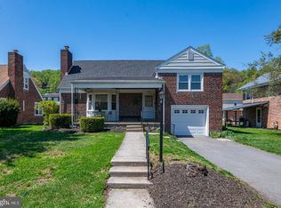 920 Brighton Ave, Reading, PA 19606