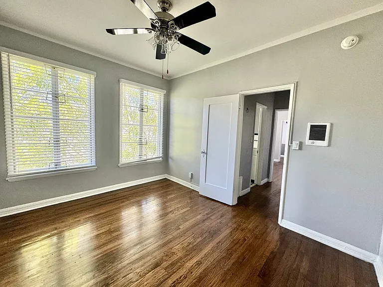La Leyenda Apartments — Photo 48