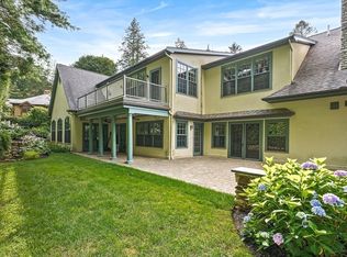 26 Swan Rd, Winchester, MA 01890