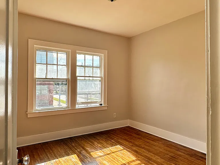 156 Avenue D — Photo 6
