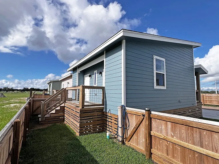 110 Landry Cir — Photo 15