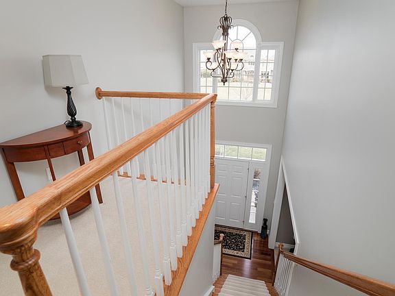 2nd image of 7184 Creekbend Dr
