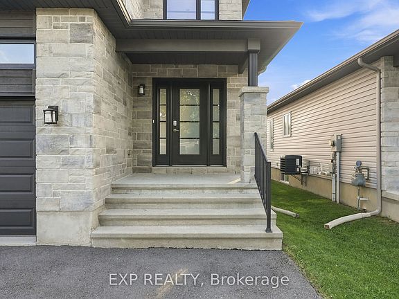 2nd image of 224 Capri Ave