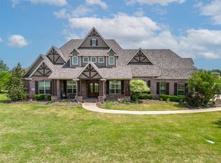907 N Bluffview Dr, Lucas, TX 75002