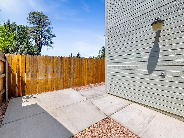 741 Gail Gardner Way #L — Photo 30