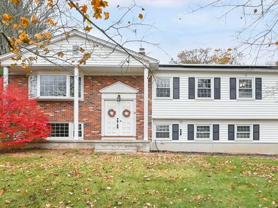 10 Oxcart Drive, Windsor, CT, 06095