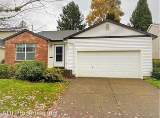 272 NE Autumnwood Ter, Hillsboro, OR