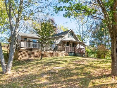 523 Melrose Ln, Independence, VA, 24348