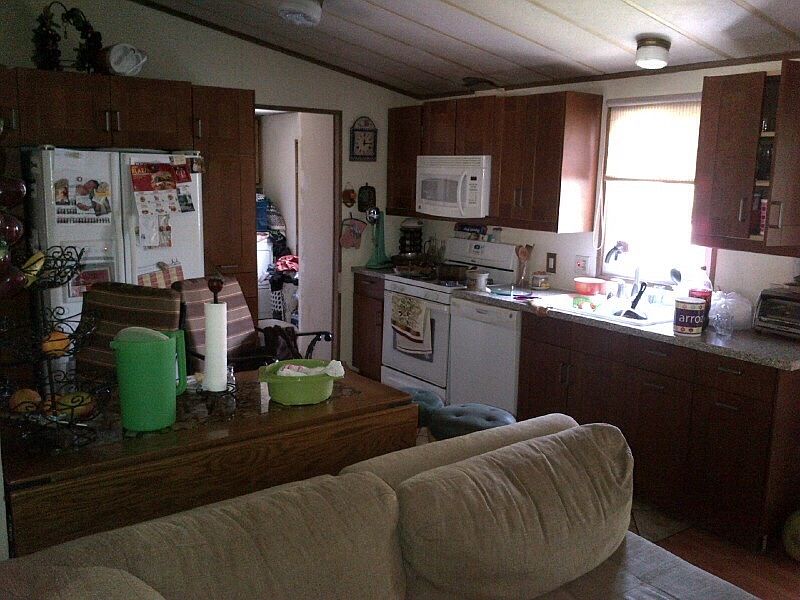 2nd image of 10300 Wagonroad W