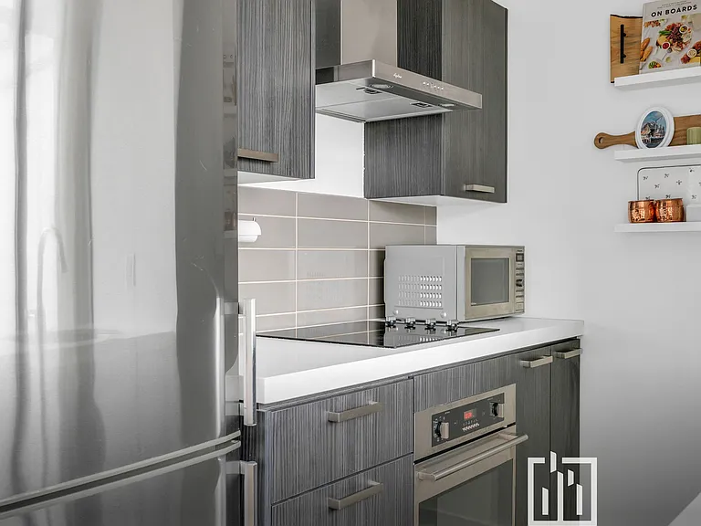 461 Adelaide St W #916 — Photo 15
