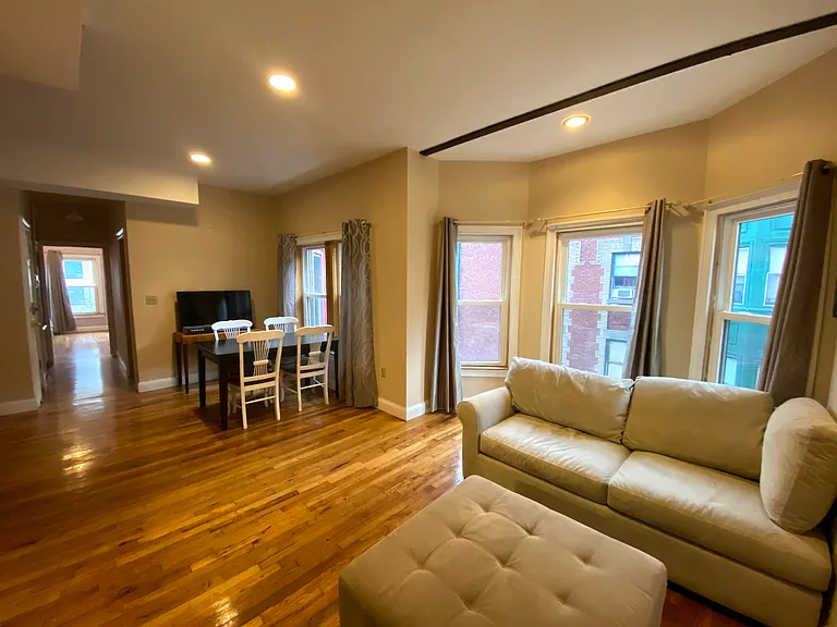 1031 Tremont St #4 — Photo 3