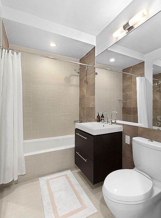 1st image of 212 W 72nd St #5E