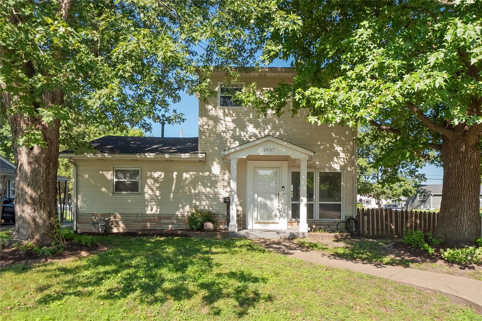 2937 Fortune Dr photo 1