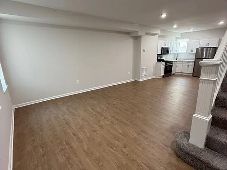 2803 Presbury St — Photo 6