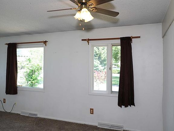 3rd image of 1438 Avenue D