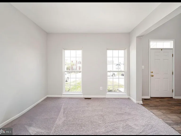 9333 Birch Cliff Dr — Photo 6