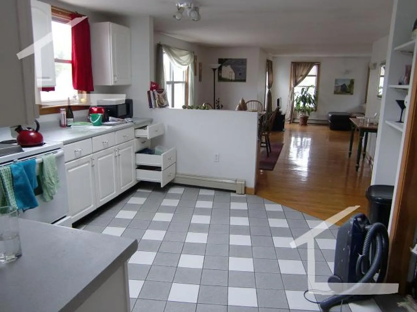 69 Brooks St #3C Boston MA 02135 — Photo 4