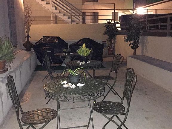 4th image of 7050 S. La Cienega #3