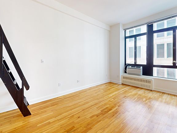 2nd image of 1 Astor Pl APT 8G