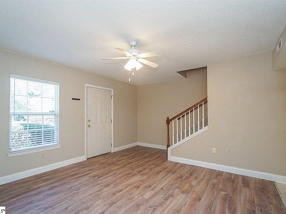 2nd image of 647 Bear Dr