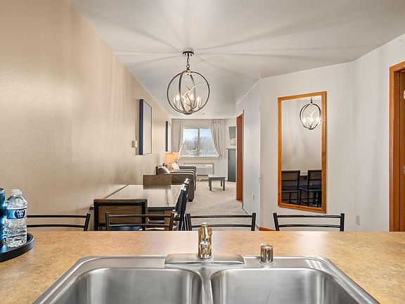 5th image of 7020 Grand Geneva WAY #206