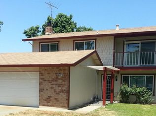 9537 Linda Rio Dr, Sacramento, CA 95827