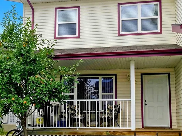 100 E Saint Laurent Way #5, Wood Buffalo, AB T9K 2R4