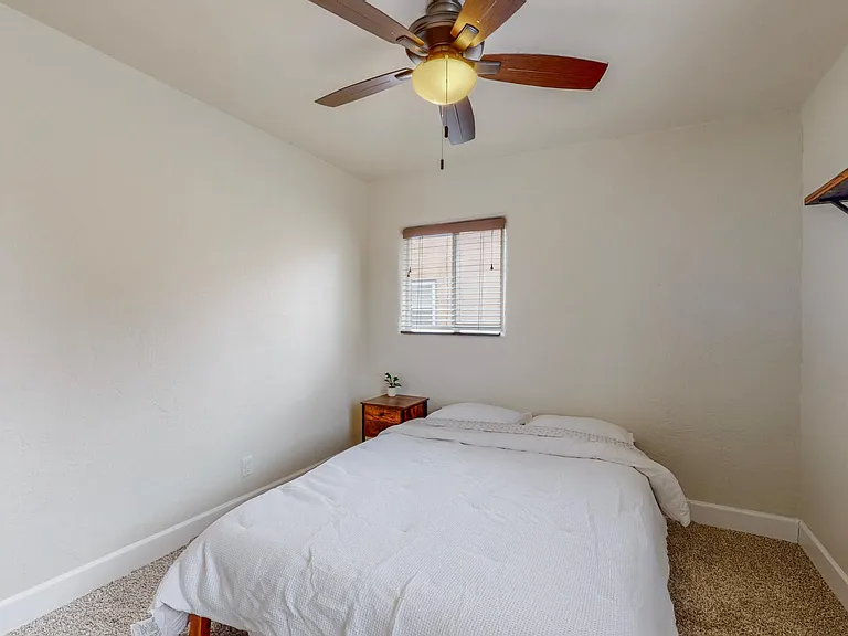 527 Gene Ave NW — Photo 6